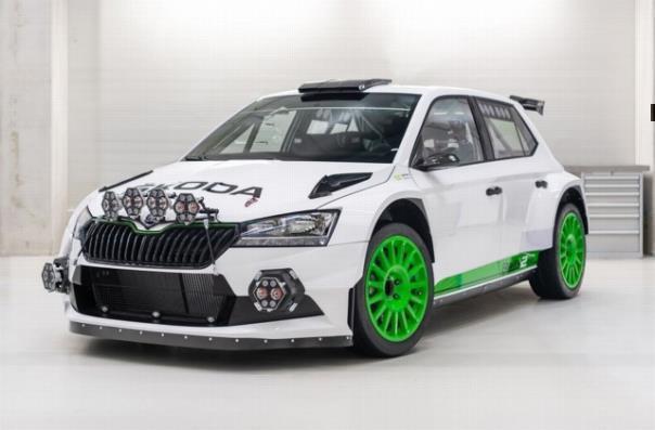 Nur zwölf Mal gebauter ŠKODA FABIA Rally2 evo Edition 120 bietet zusätzliche technische Features sowie weiteres Zubehör und verfügt über eine spezielle Lackierung